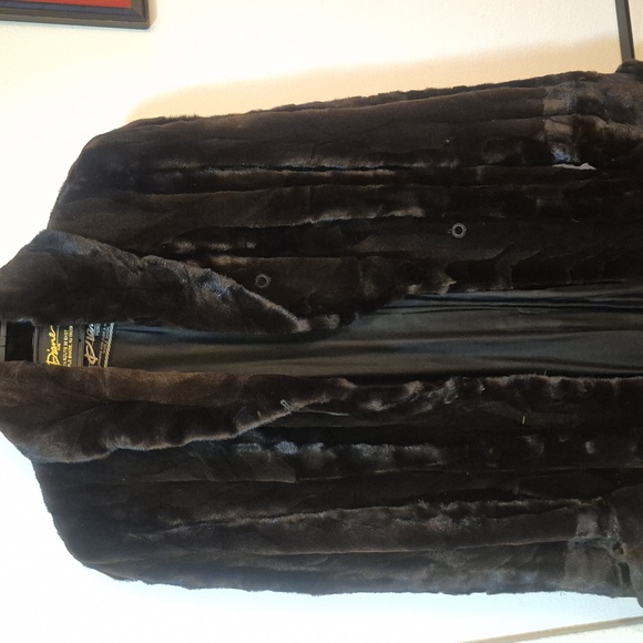 Mink coat - Picture 7 of 11